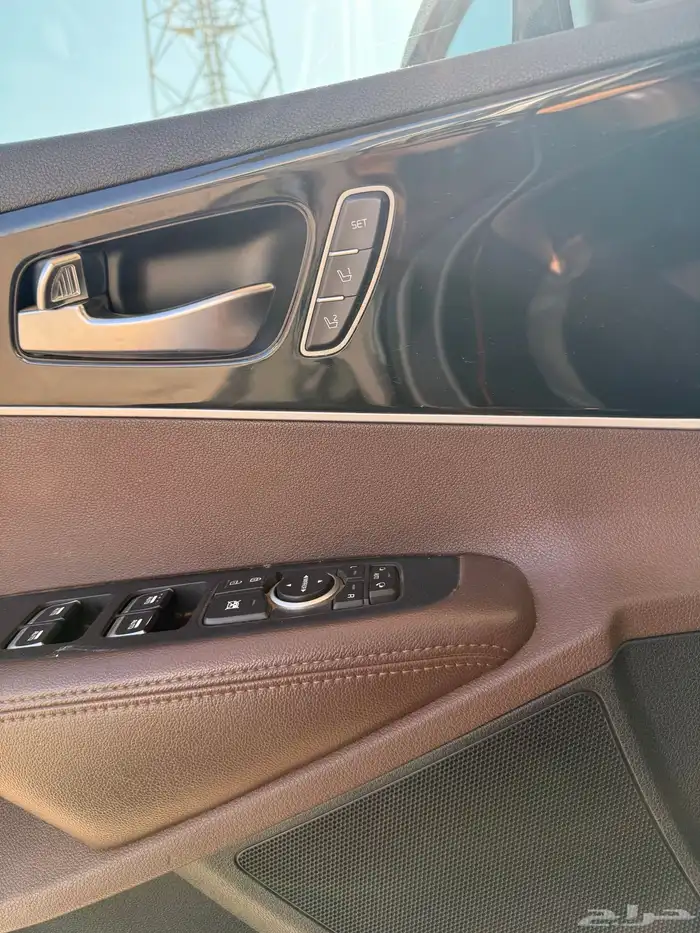 كيا سيورنتو 16