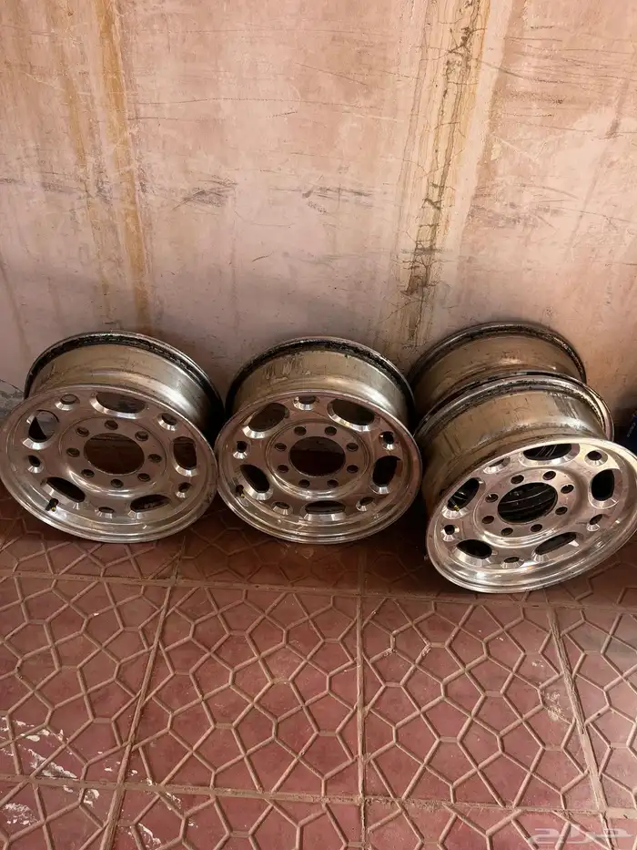 جنوط ملكية 8100 0