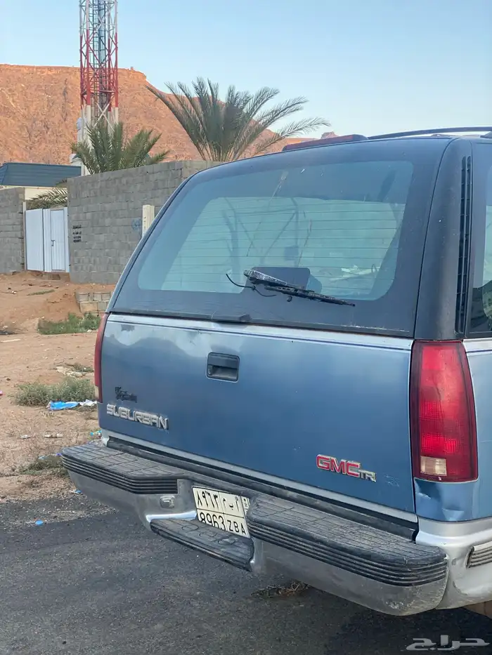 جمس 1994 للبيع للصامل 8000 خلال شهر الموتر فيه قير 11