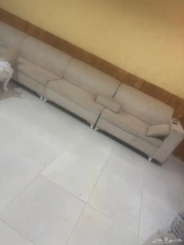 للبيع كنب مجلس 5 7 0