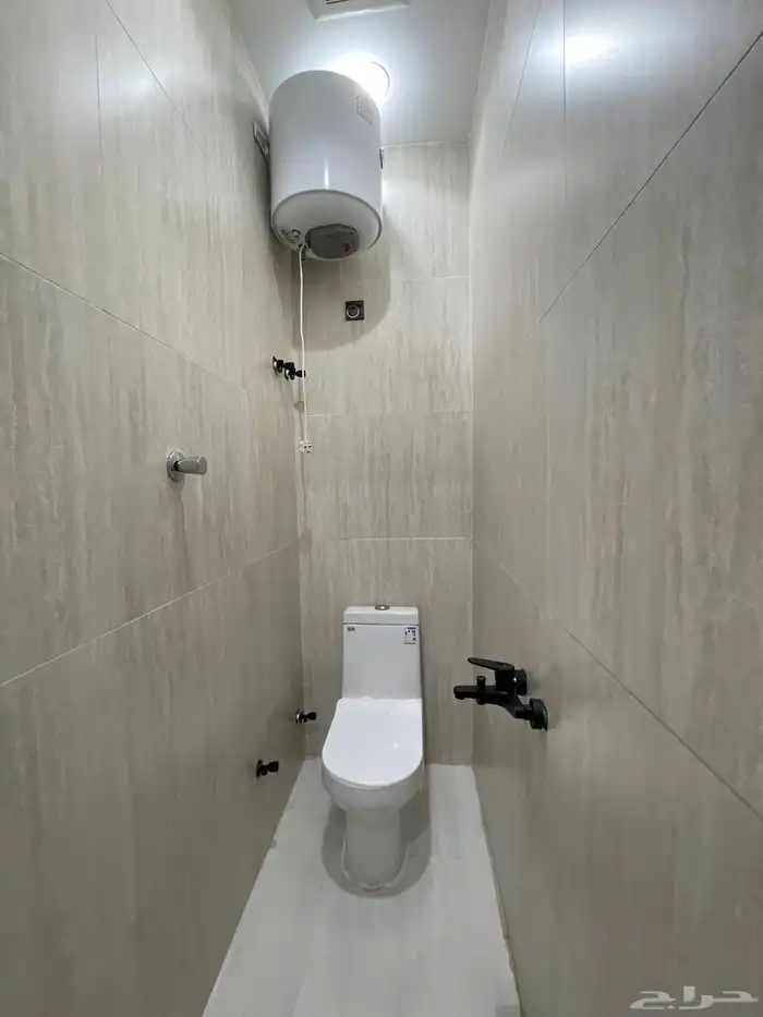 للبيع شقق ارضيه وشقق علويه من 430 الف حى المصيف 14