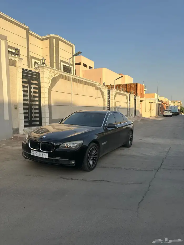 بي ام دبليو 730 5