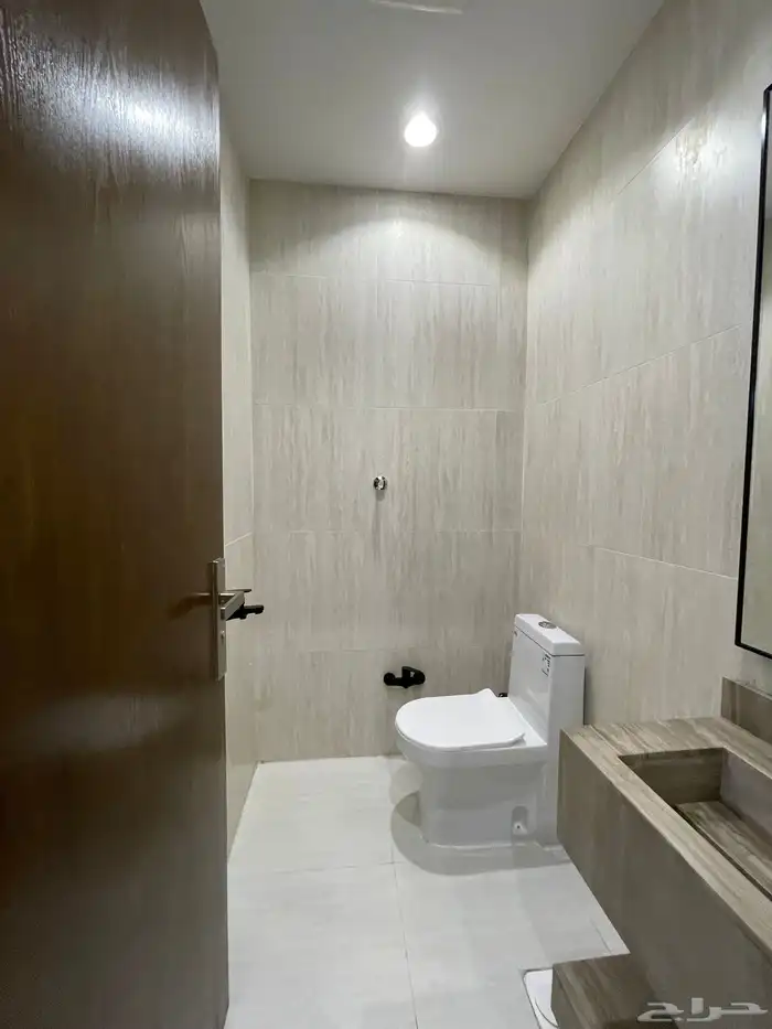 للبيع شقق ارضيه وشقق علويه من 430 الف حى المصيف 10