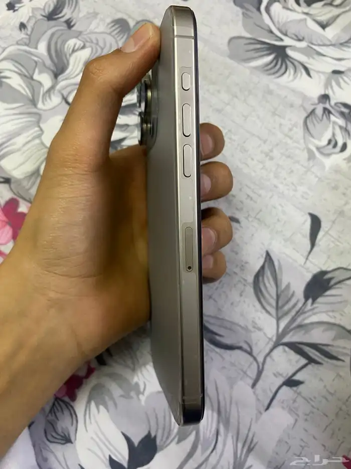 للبيع ايفون 15 برو ماكس .. او البدل 1