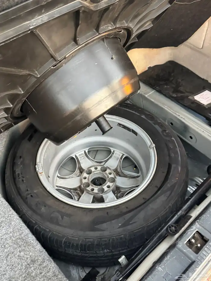 للبيع مرسيدس شبح موديل 97 32