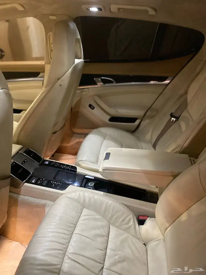 بورش باناميرا 2010 13