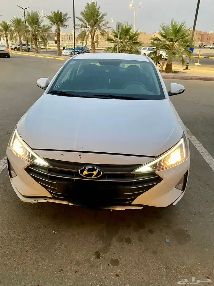 للبيع انترا أفانتي 2020 كل شي شرط ماعاد دقه تحت ممشها 91الف 0