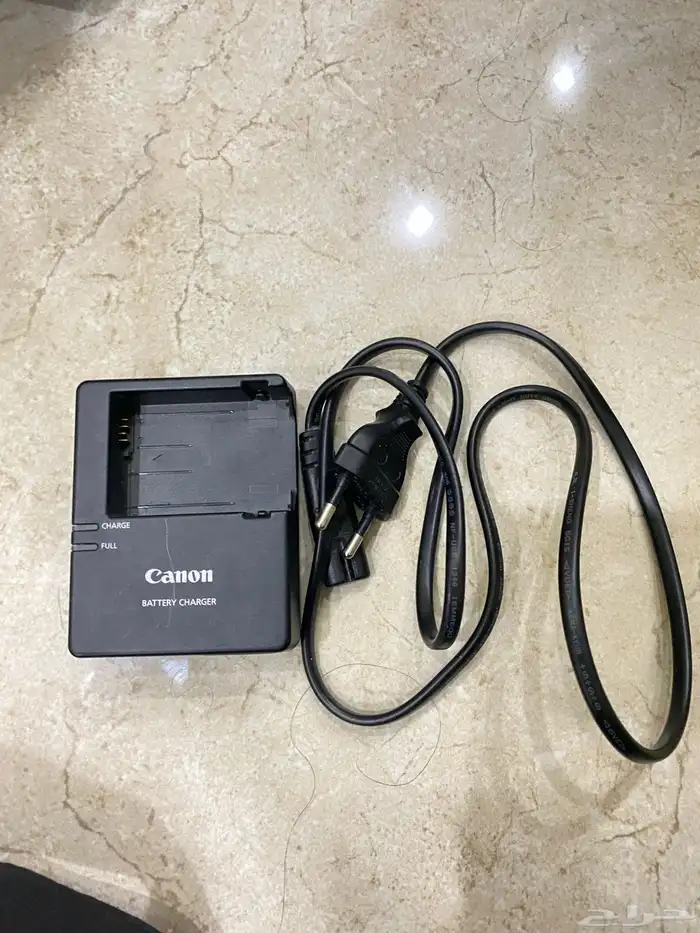 كاميرا كانون 600D 4