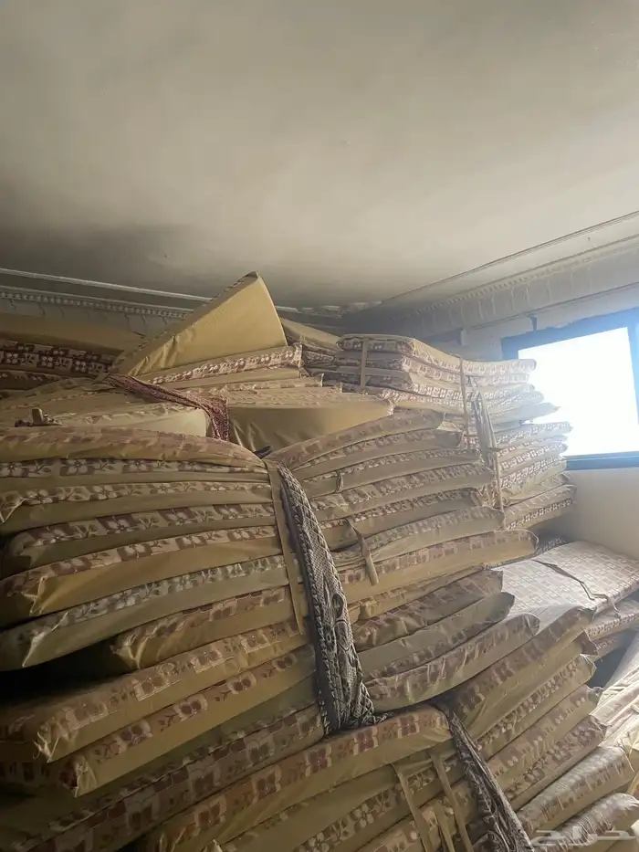 فرشات سفري للنوم او الجلسات 4