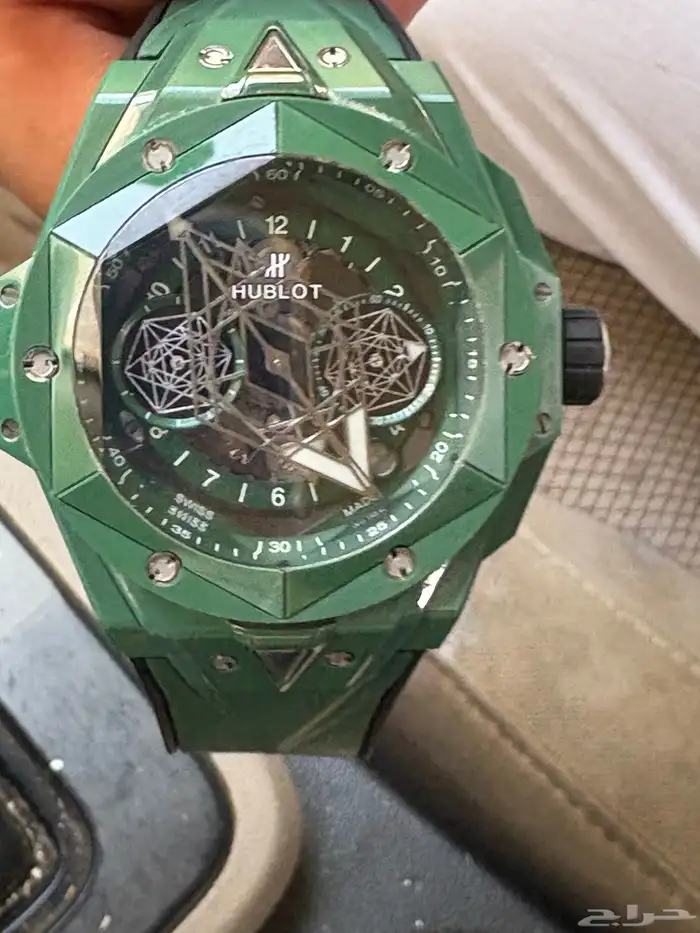 ساعه هويلت 0