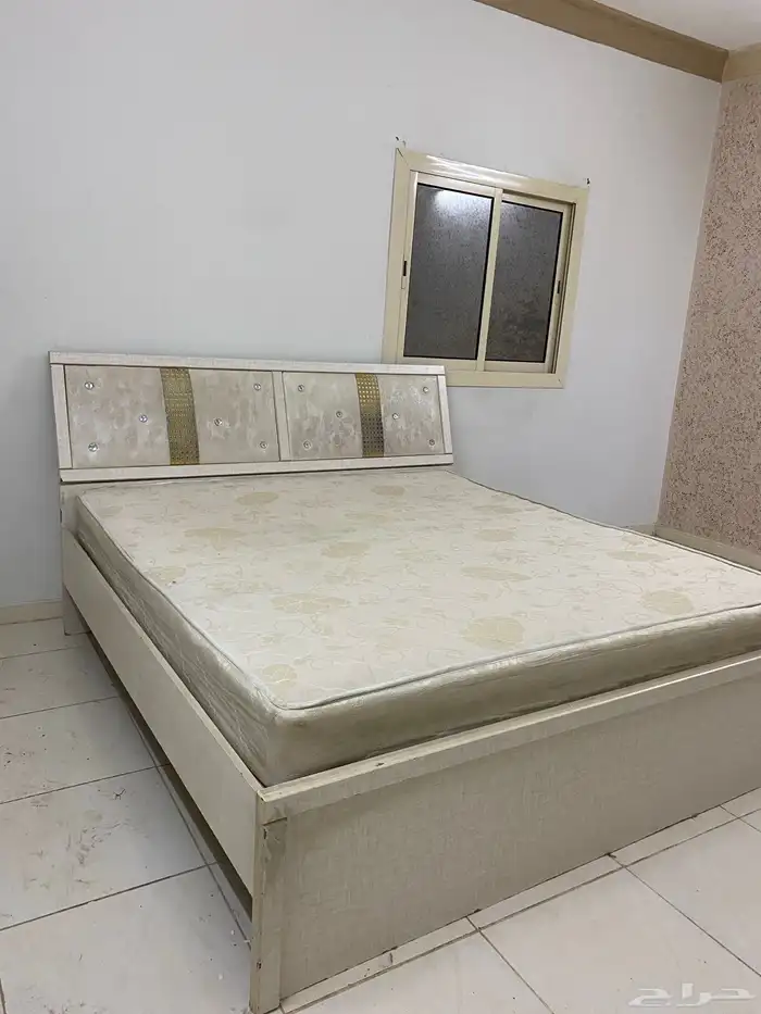 سرير مزدوج 1