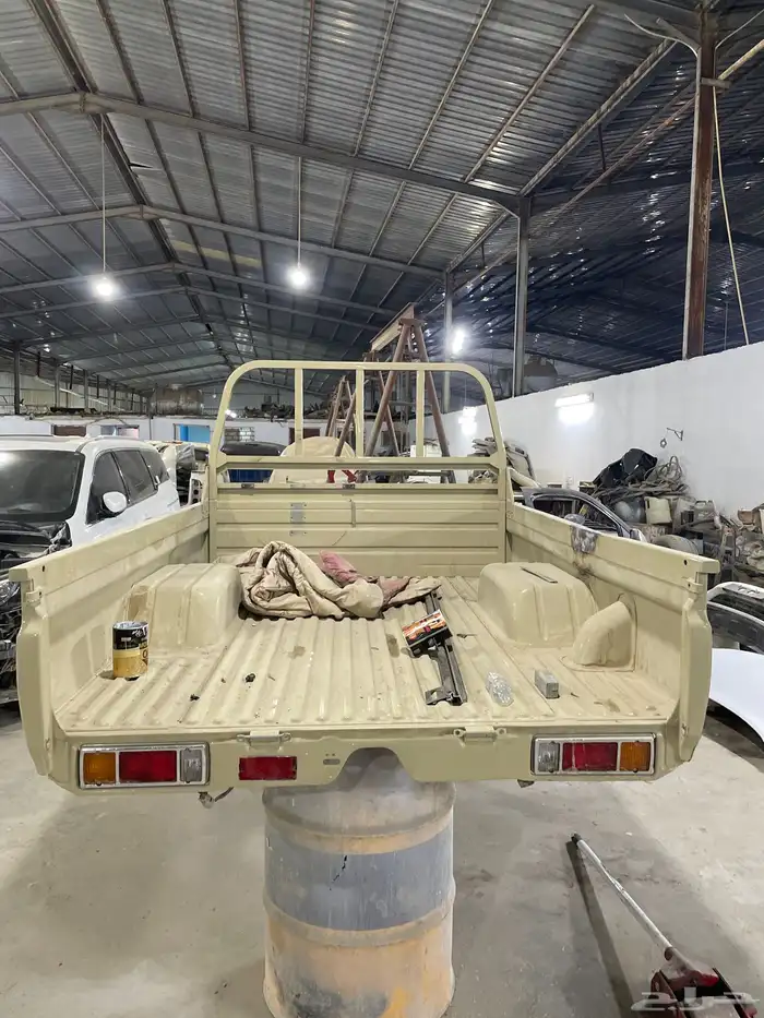 للبيع صندوق شاص 1