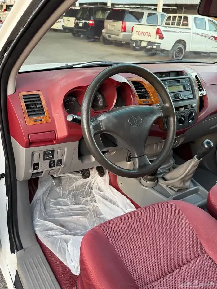 للبيع تويوتا هايلوكس فل كامل 2007 GLX 14