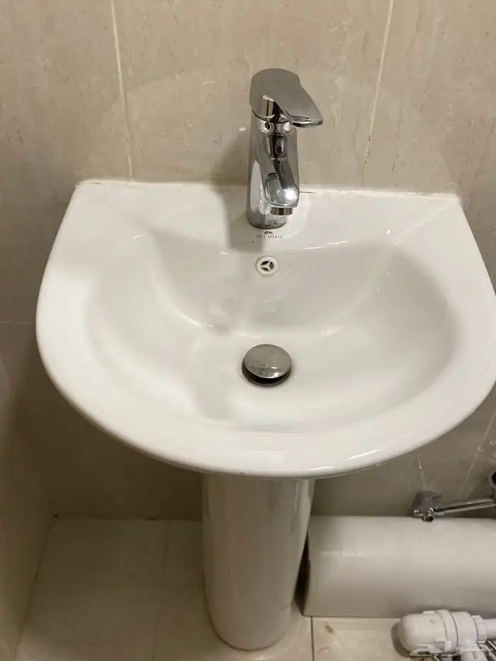 طاولة تلفزيون طاولة ايكيا مرايا اكسسوارت اكسجين قلاية 0