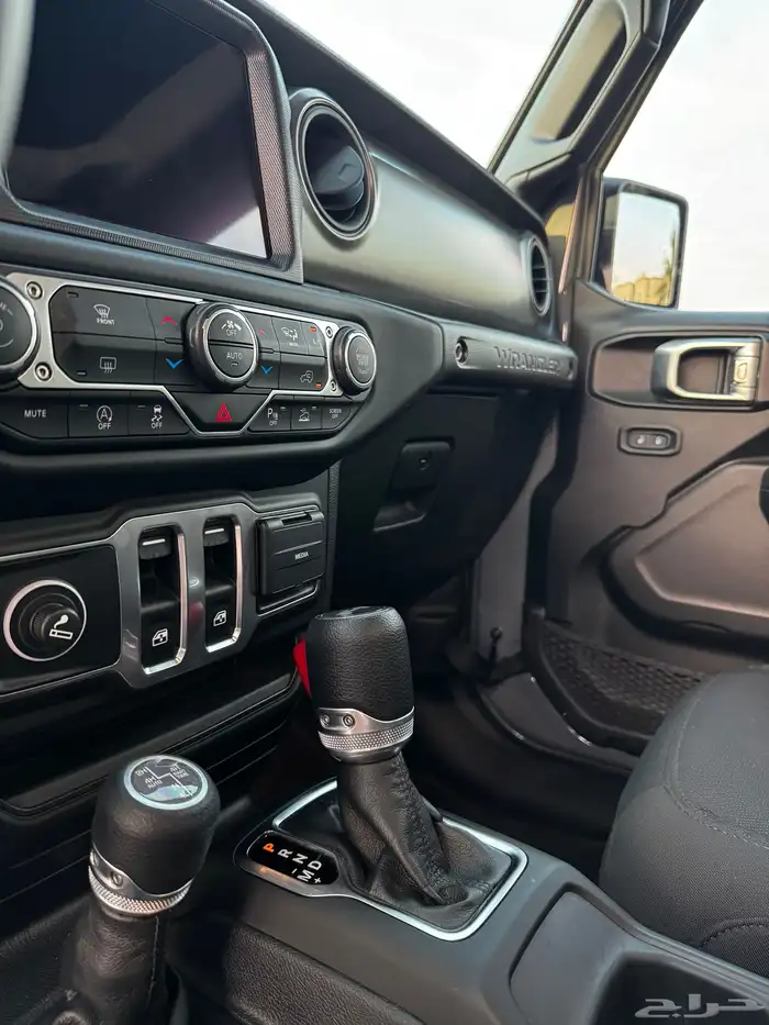 جيب رانجلر 2023 سبورت 25