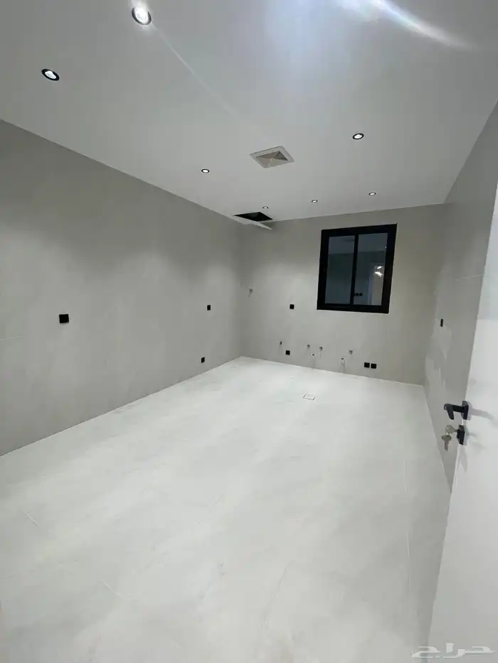 للبيع شقه دور أرضي مودرن تشطيب راقي بالمحاله ابها 8