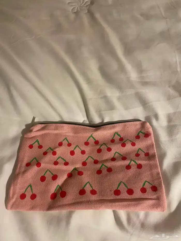 شنط مكياج وتوت باق للبيع 0