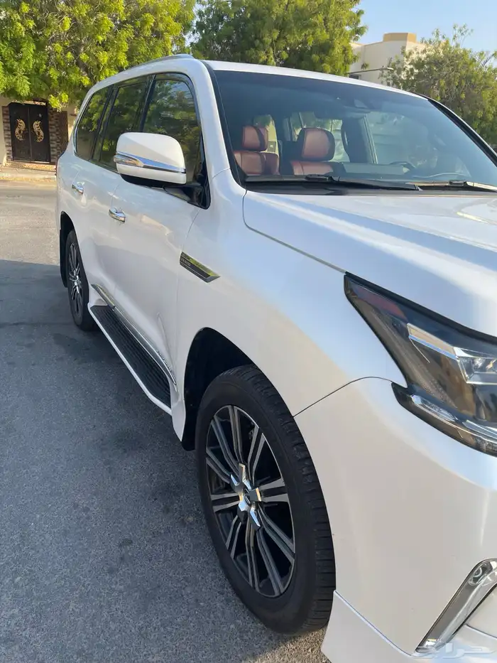لكزس LX 570 2018 7