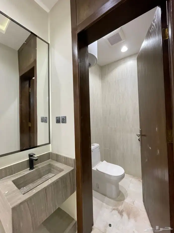 للبيع شقق ارضيه وشقق علويه من 430 الف حى المصيف 30