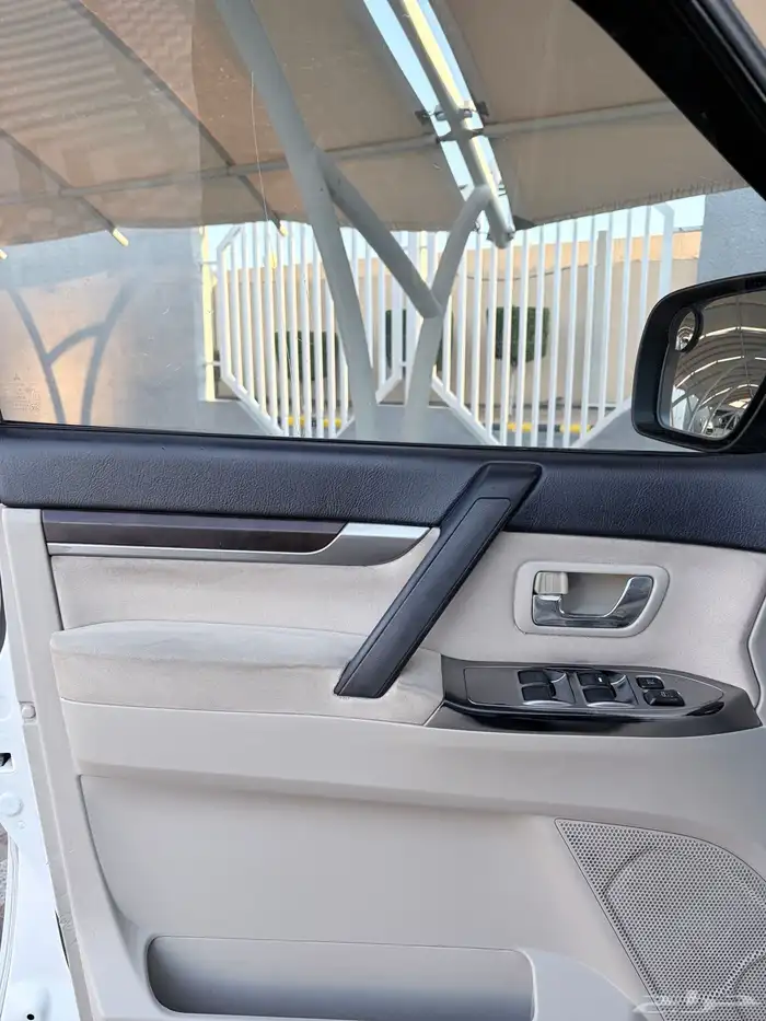 باجيرو موديل 2016 نظيف 16