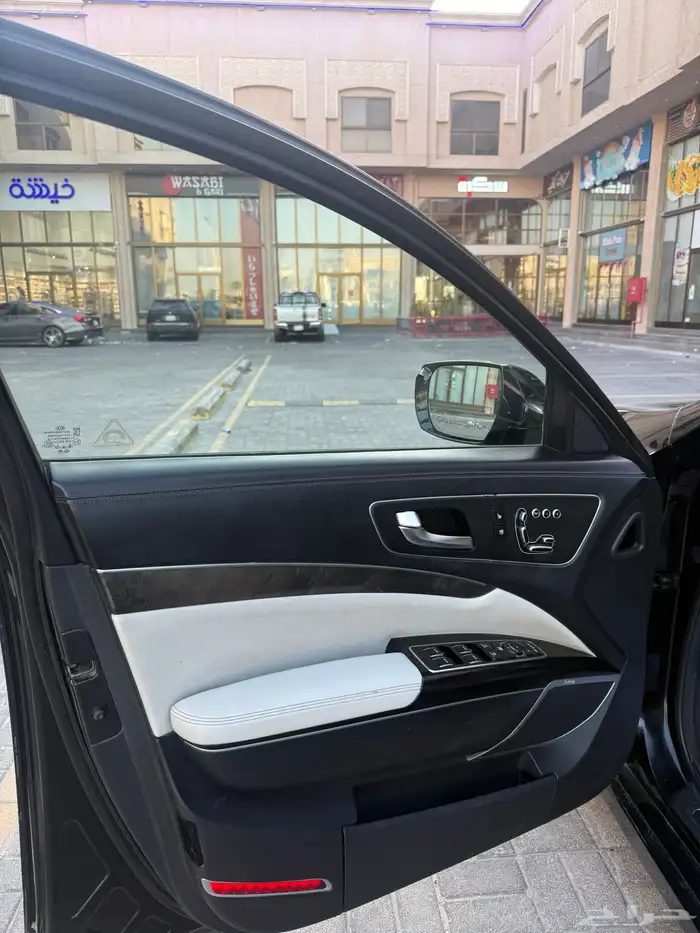 كيا كوريس 2016 فل كامل اعلى فئه 8 سلندر 24