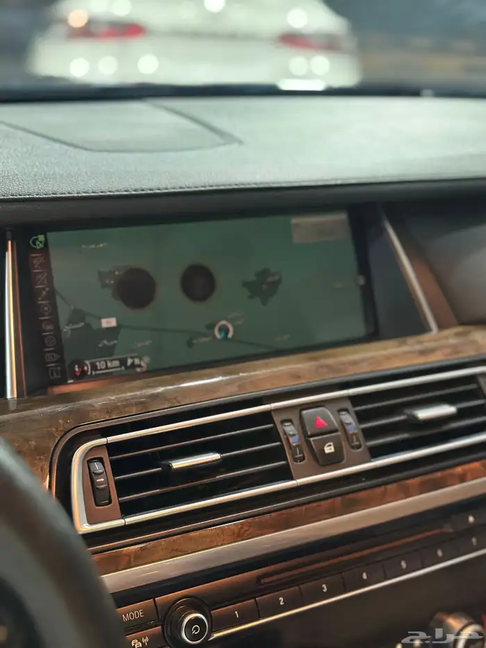 بي ام دبليو 730 IL 2015 22