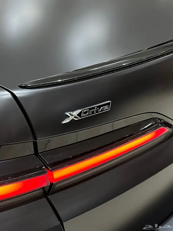 بي إم دبليو 760i 2023 8