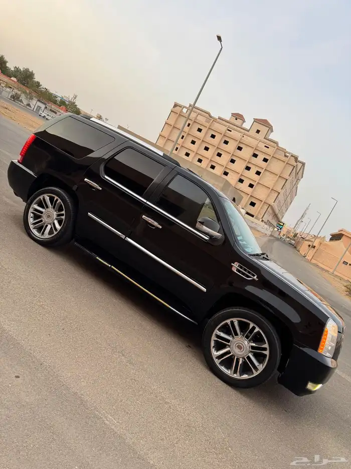 كاديلاك سكاليد 2008 5