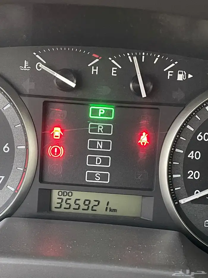 لاندكروزر 2013 فل كامل للبيع 1