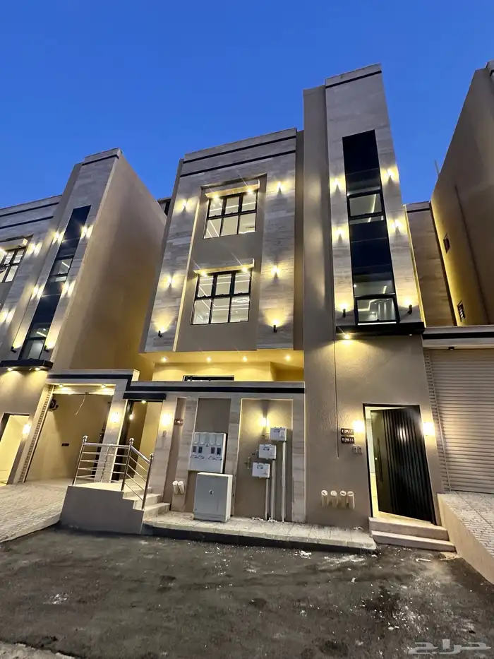 للبيع شقق علويه بحى الضيافه خميس مشيط 0