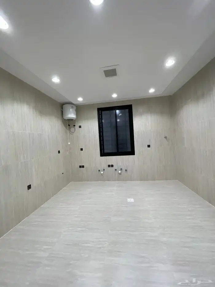 للبيع شقق ارضيه وشقق علويه من 430 الف حى المصيف 9