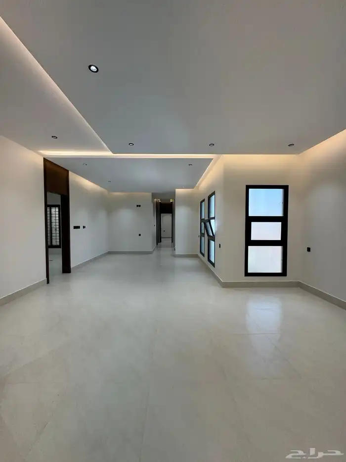 للبيع شقق تمليك علوي مع ملحق خاص خميس مشيط حي الحسام 9