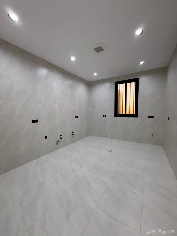 روف علوي مع ملحق 9 غرف بتصميم مودر قرب ح الراقي-بسعر 670الف 8