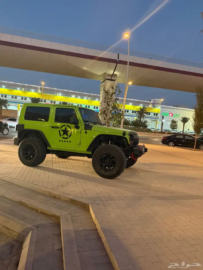 للبيع جيب رانجلر صحارى 11