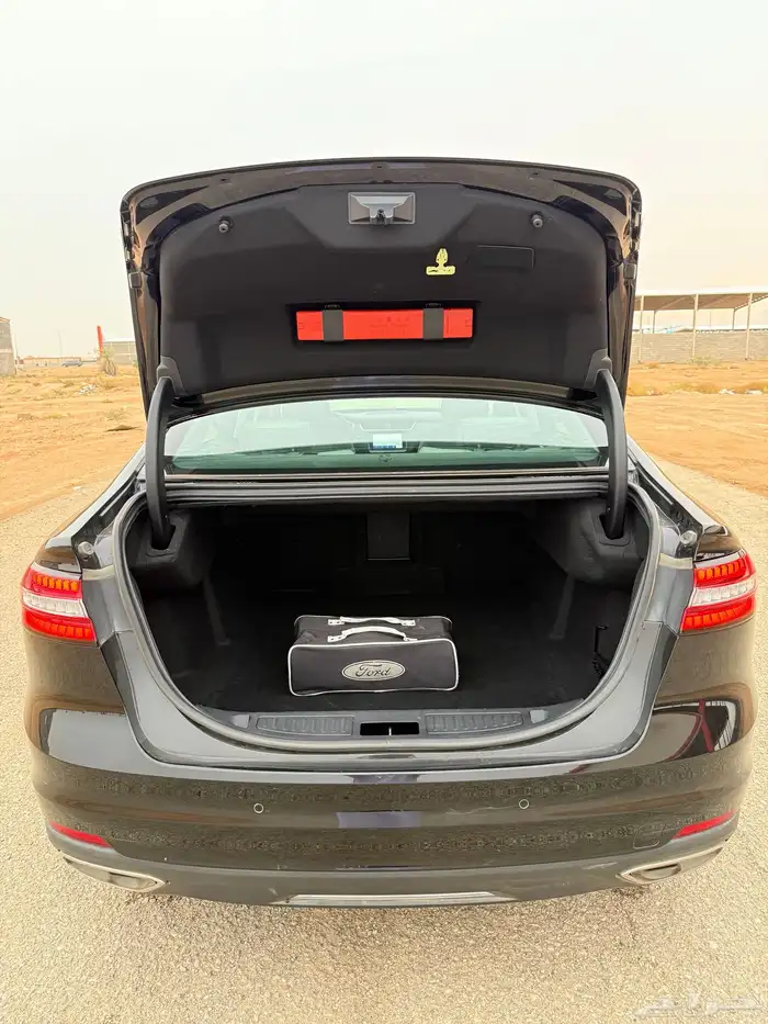 فورد تورس 2022 ستاندر 25