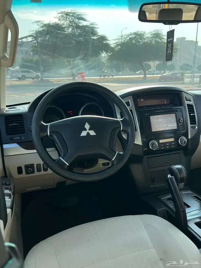 ميتسوبيشي باجيرو 2016 16