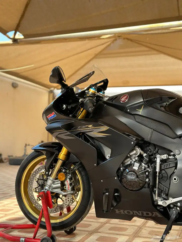 HONDA CBR 1000RR-R 49