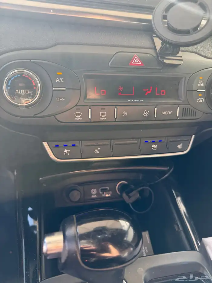 كيا سيورنتو 14