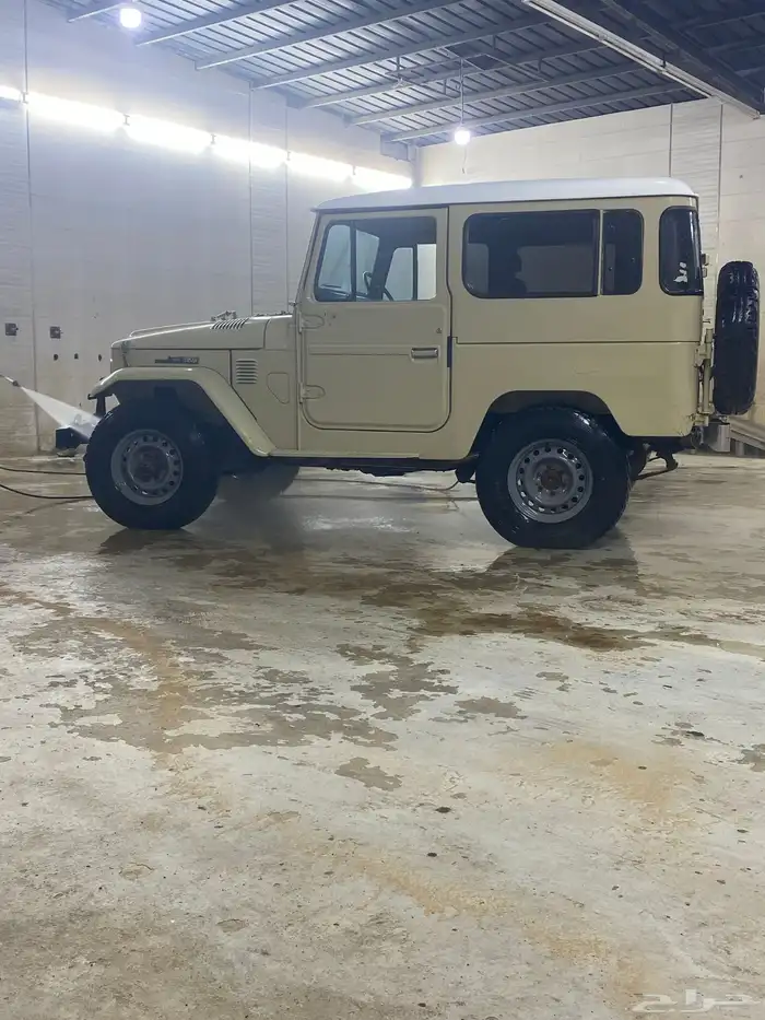 ربع مقفص مديل 1982 مسقط 0