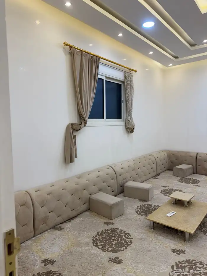 كامري بحي الروابي لتواصل   السعر 24 الف غير قابل ل 8