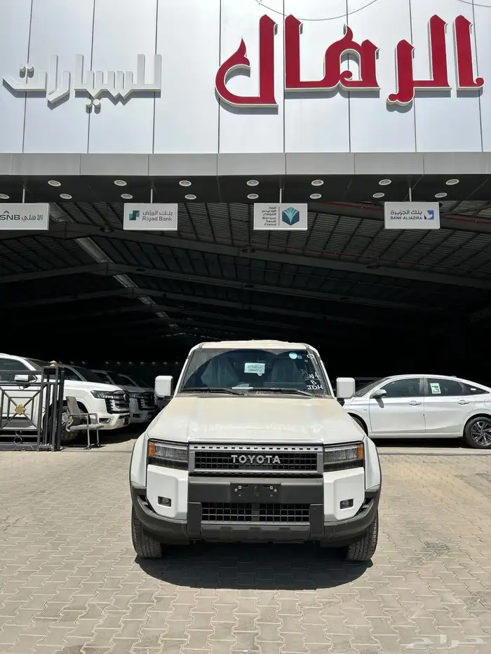 تويوتا   برادو TXL-1 بنزين 2026 ابيض 190900 شامل الضريبة 0