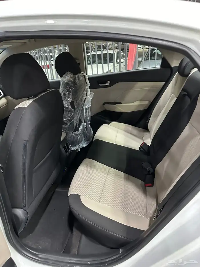 اكسنت 2020 ابيض محرك كبير 1.6 معرض(عبيد الرشيدي) 28