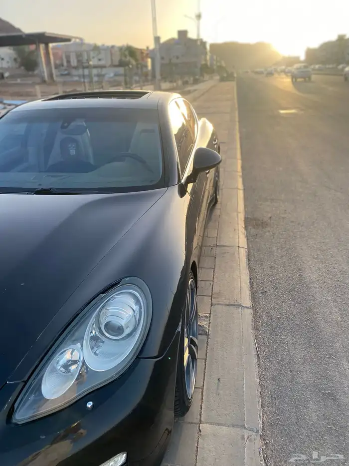 بورش باناميرا 2010 4