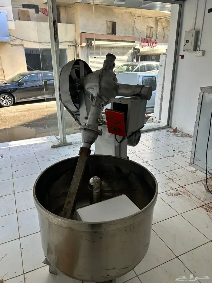 آله سير للخبز مع عجانه 1