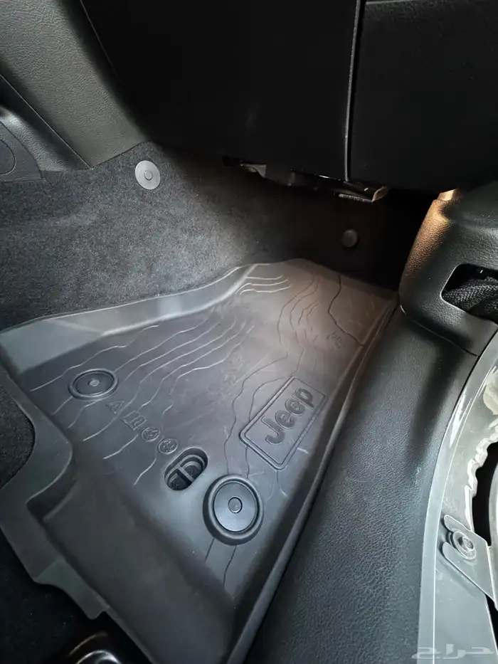 جيب رانجلر 2023 سبورت 18