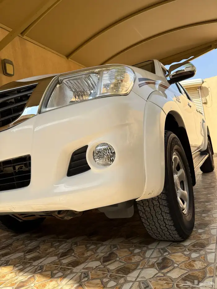 هايلوكس دبل غمارتين المديل 2012 قير عادي خليجي وكالة 9