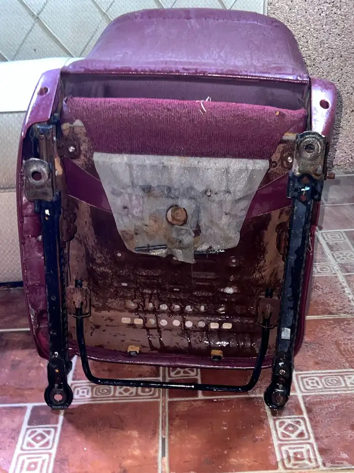 كرسي سائق هايلكس 2007 أصلي 5