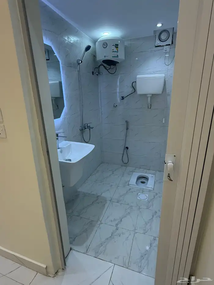 غرفتين للإيجار كل غرفة لحالها 8