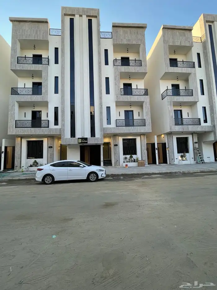 للبيع شقق ارضيه وشقق علويه من 430 الف حى المصيف 2