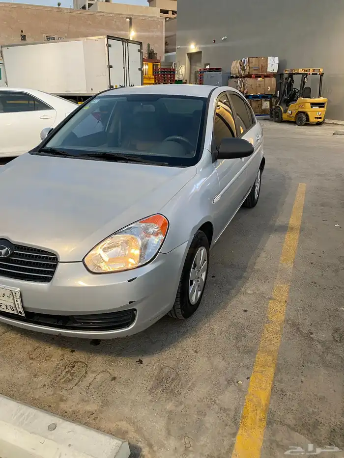 للبيع اكسنت 2011 9